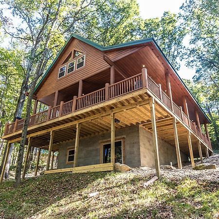 Hocking Hills Cabins & Resort Foxfire Logan Ngoại thất bức ảnh